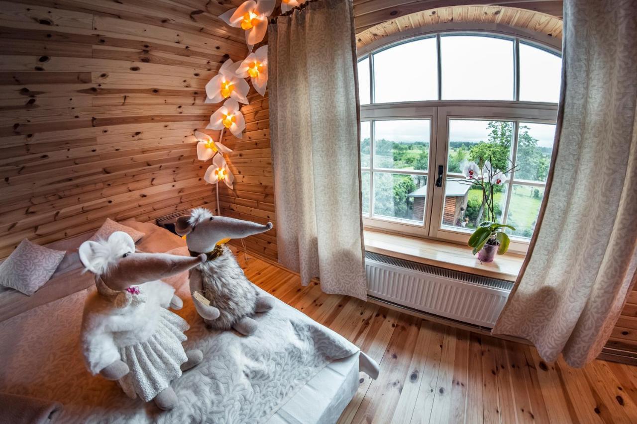 Handmade Latgola - Vairak Ka Vienkarsi "Naktsmitne" Līvāni Extérieur photo